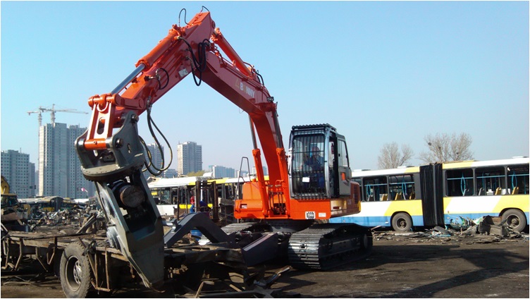 報廢汽車(chē)拆解機.jpg