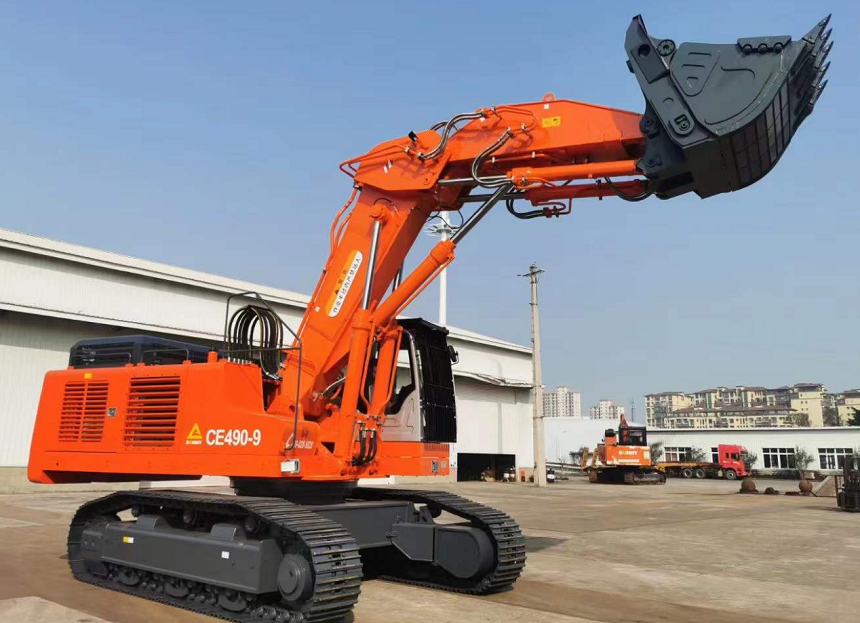 CE490-9挖掘機發(fā)貨現場(chǎng).png